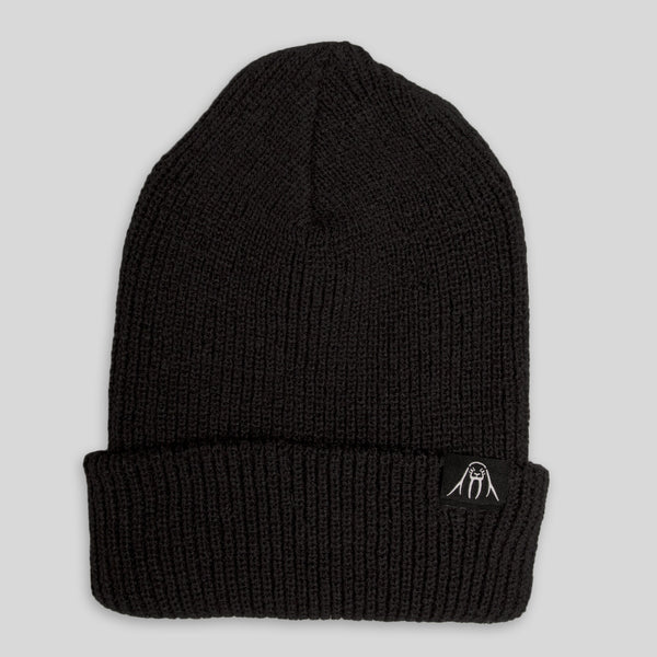 Upper Playground - Lux - Walrus Cuff Beanie in Black