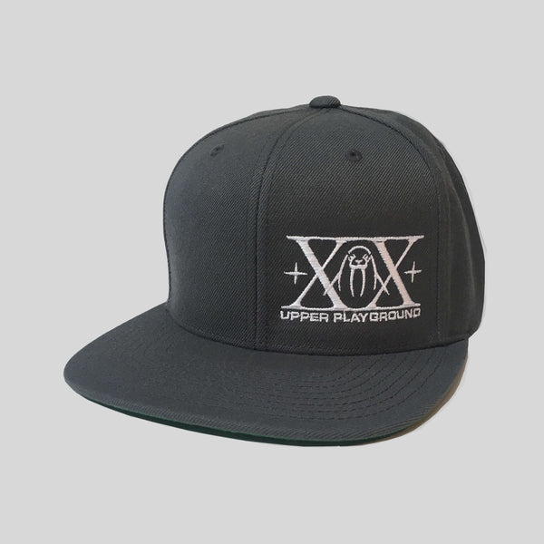 Upper Playground - Lux - XX Logo Snapback in White/Charcoal